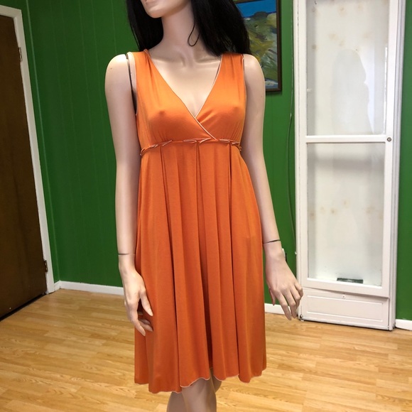 Dress - Picture 2 of 5